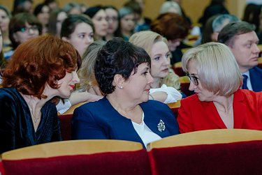 Оренбургскому областному суду – 85 лет